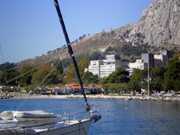 omis vesna beach apartment
