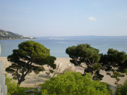 omis vesna beach apartment